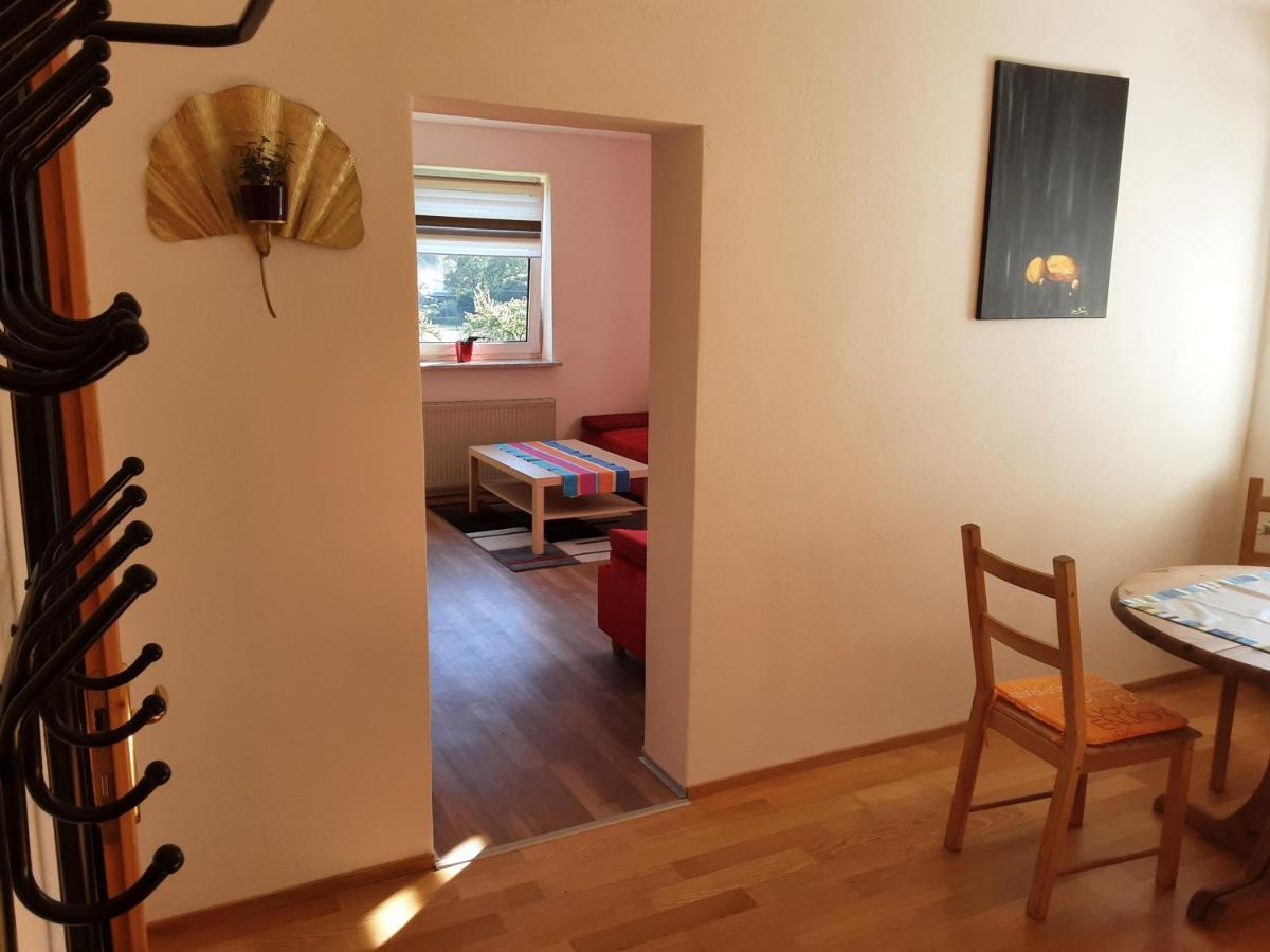 Apartment - Ferienwohnung 2 Treffen Am Ossiachersee Esterno foto